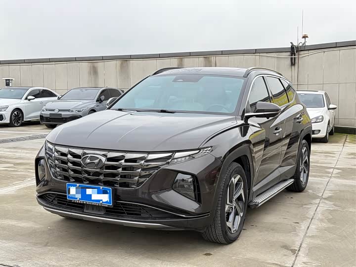 Фото 1 - Hyundai Tucson L