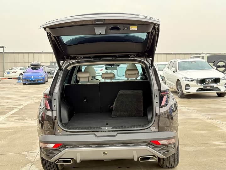 Фото 10 - Hyundai Tucson L