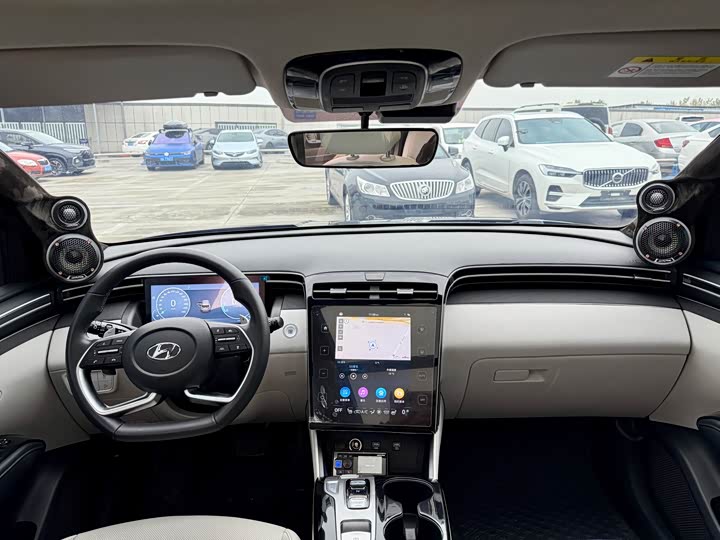 Фото 6 - Hyundai Tucson L