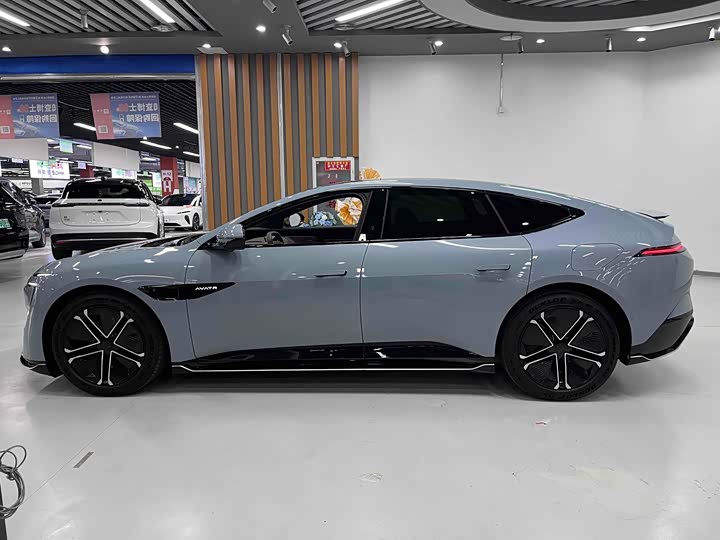 Фото 18 - Avatr 12