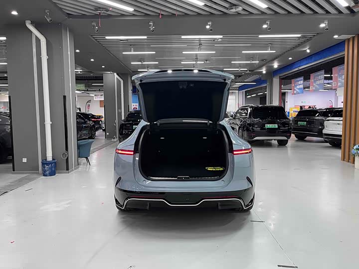 Фото 28 - Avatr 12