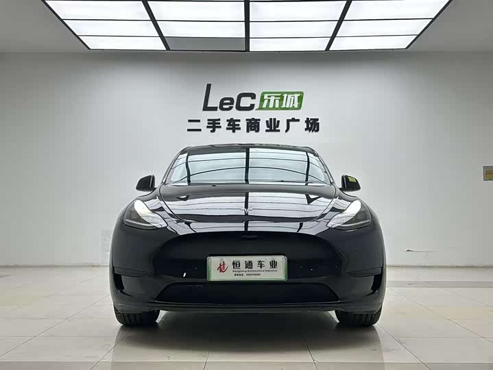 Фото 2 - Tesla Model Y