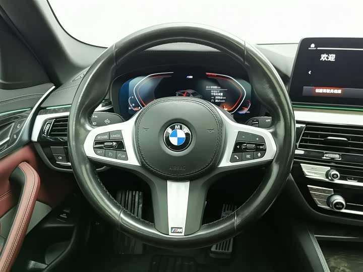 Фото 11 - BMW 5 Series