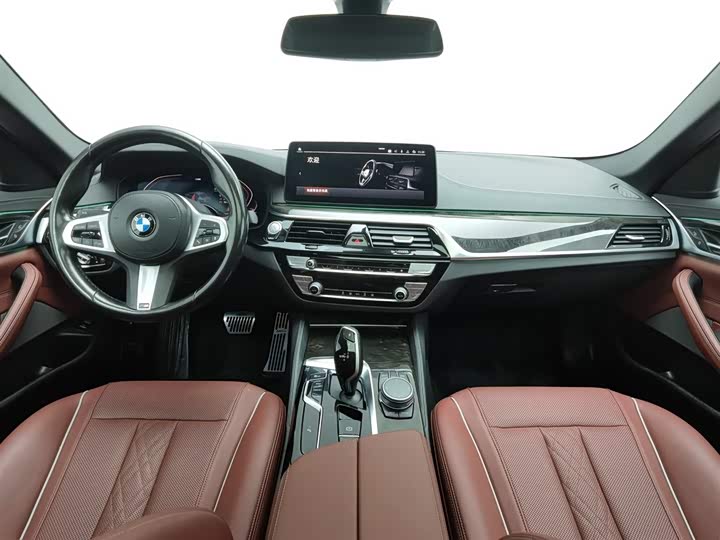 Фото 5 - BMW 5 Series