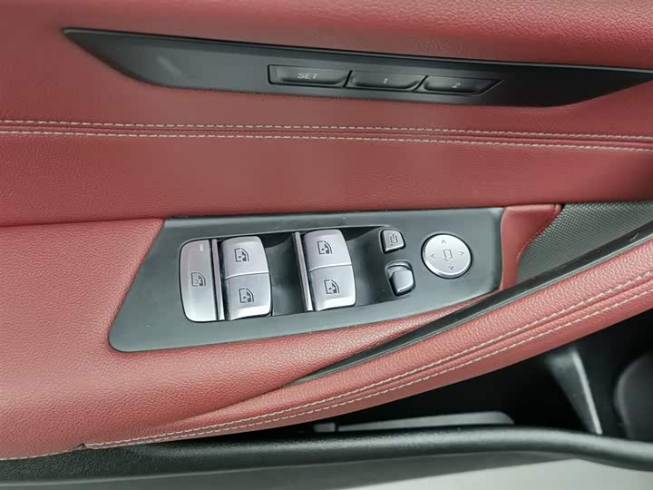 Фото 9 - BMW 5 Series