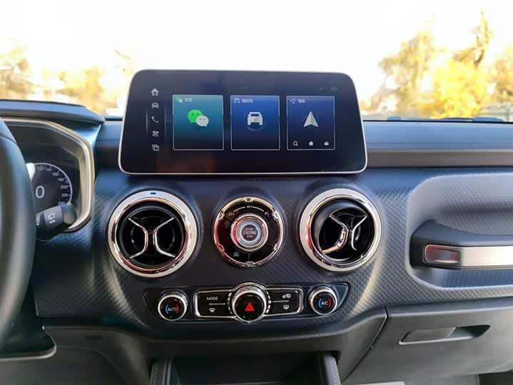 Фото 13 - BAIC Beijing BJ40