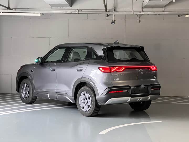 Фото 10 - BYD Yuan Up