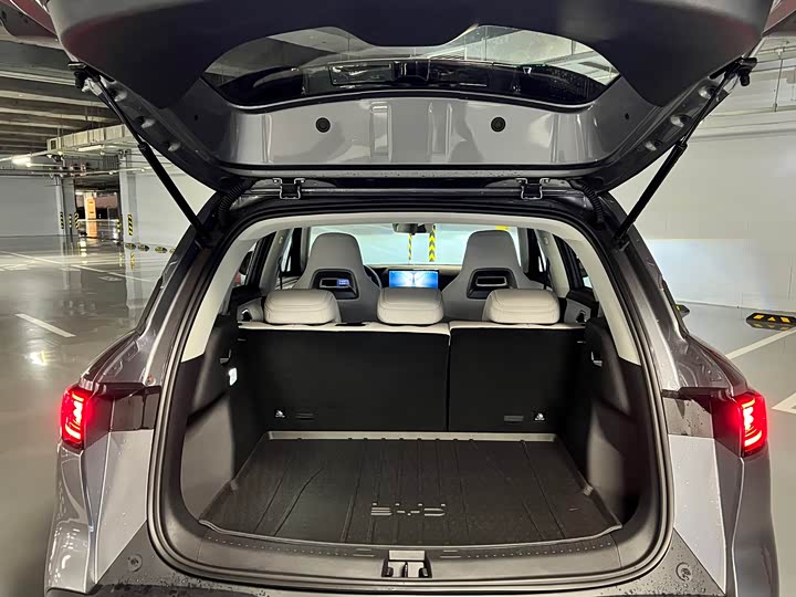 Фото 13 - BYD Yuan Up