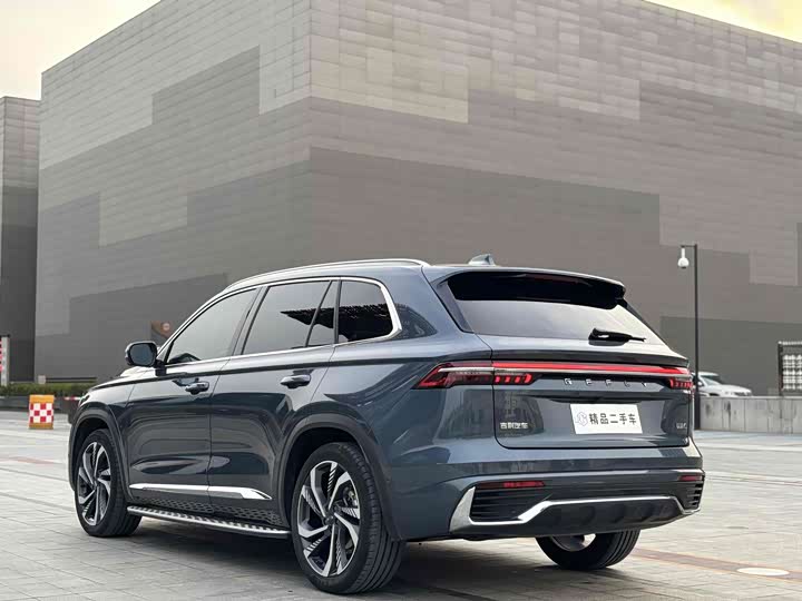 Фото 7 - Geely Monjaro