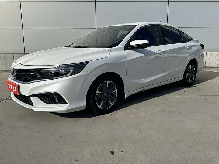 Фото 1 - Honda Envix