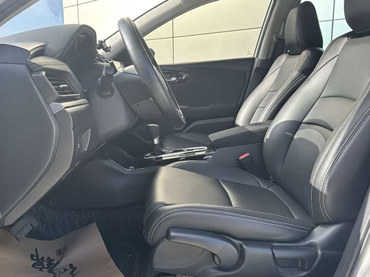 Фото 5 - Honda Envix