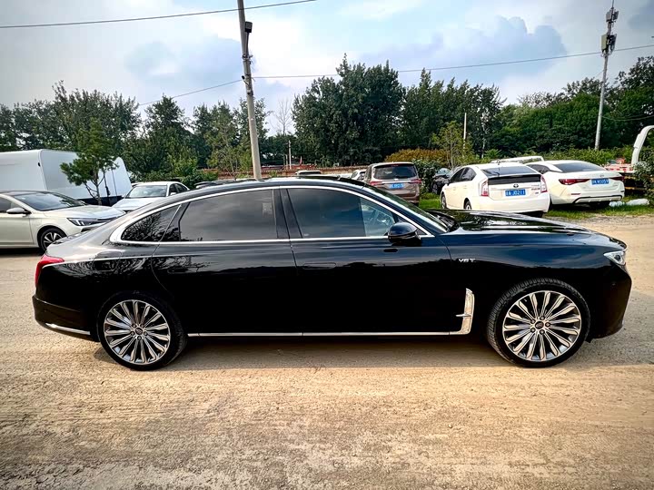 Фото 4 - Hongqi H9