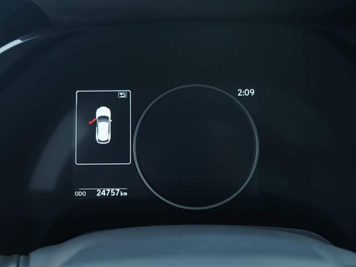 Фото 8 - Lexus RX