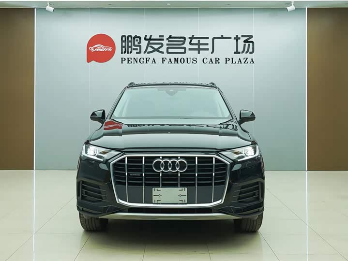 Фото 2 - Audi Q7