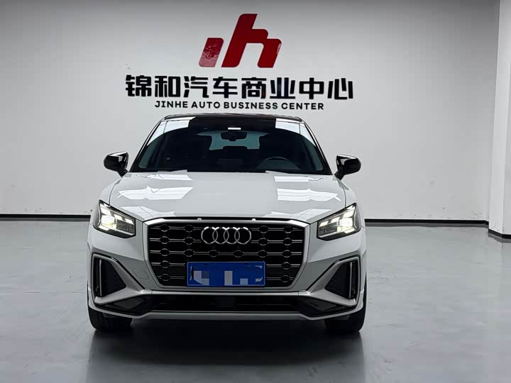 Фото 2 - Audi Q2L