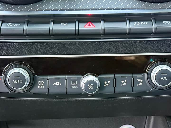 Фото 5 - Audi Q2L