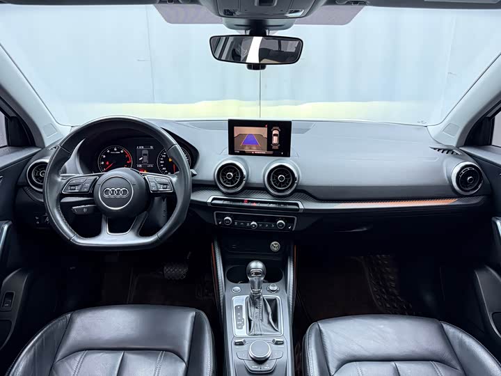 Фото 7 - Audi Q2L