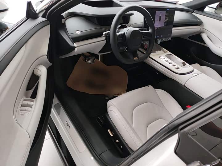 Фото 16 - Xiaomi SU7