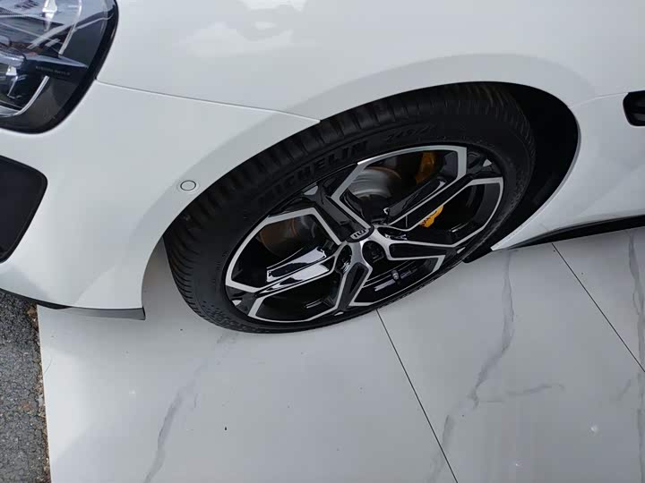 Фото 23 - Xiaomi SU7