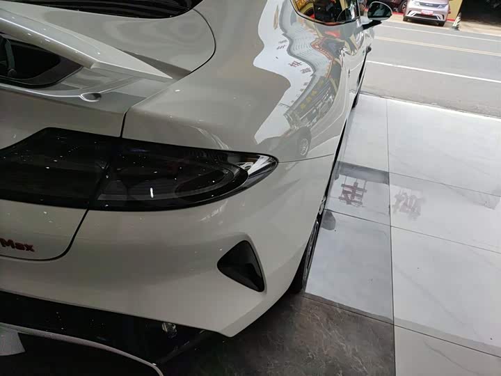 Фото 8 - Xiaomi SU7