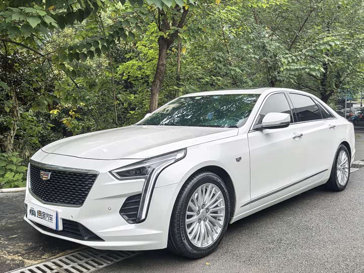 Фото 1 - Cadillac CT6