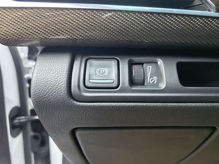 Фото 19 - Cadillac CT6