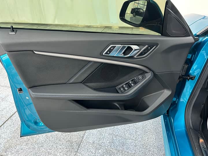 Фото 16 - BMW 2 Series