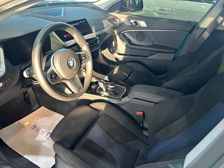 Фото 32 - BMW 2 Series