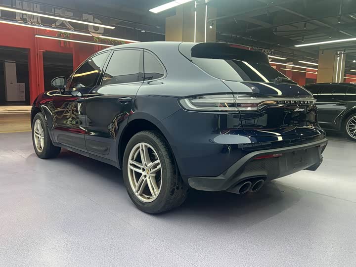 Фото 18 - Porsche Macan