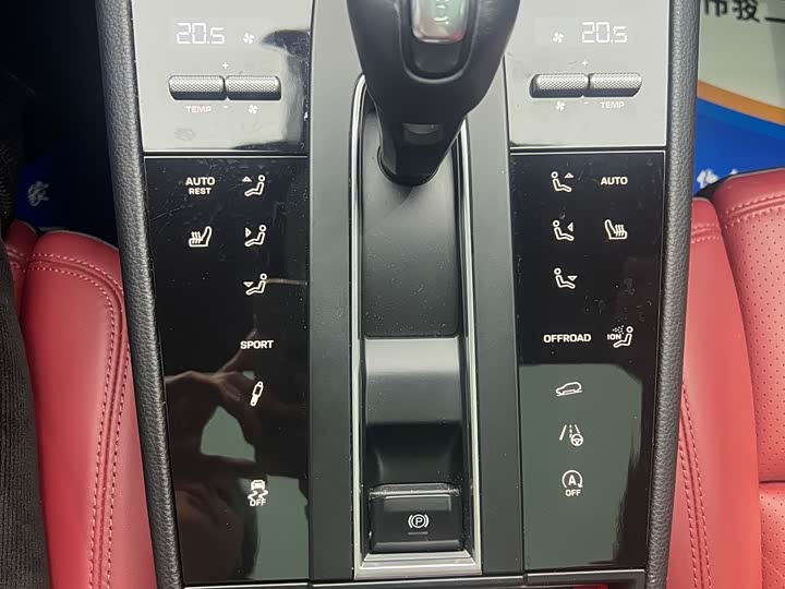 Фото 9 - Porsche Macan