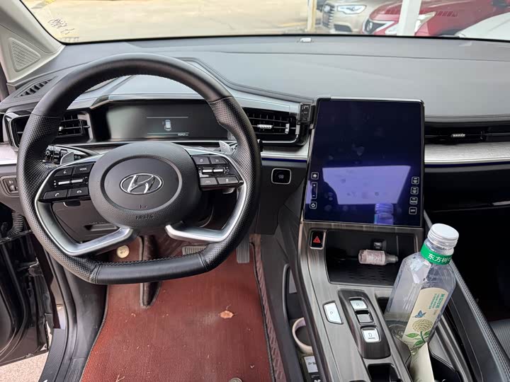 Фото 5 - Hyundai Custo