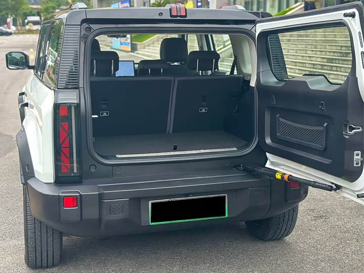 Фото 15 - Chery iCar 03