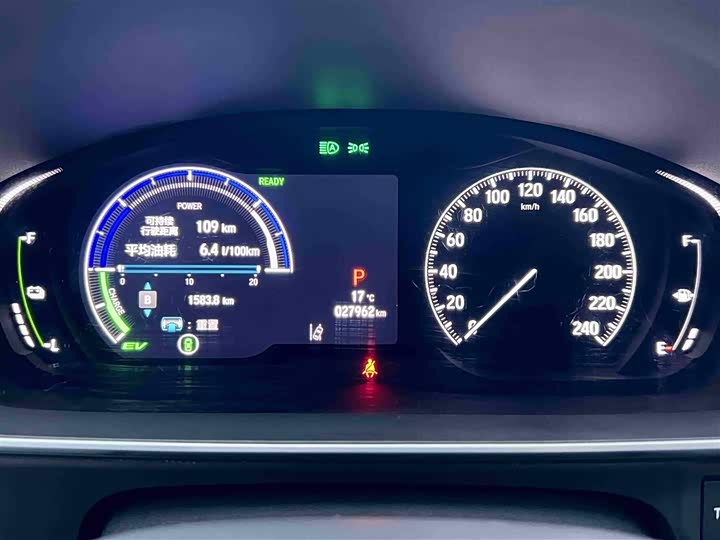 Фото 13 - Honda Odyssey