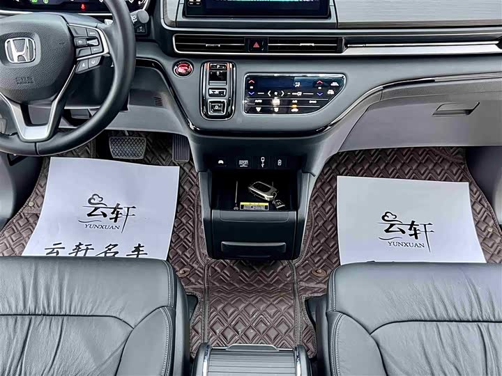 Фото 16 - Honda Odyssey