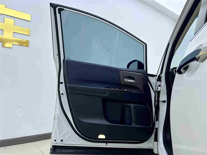 Фото 20 - Honda Odyssey