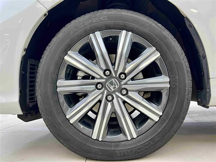 Фото 22 - Honda Odyssey