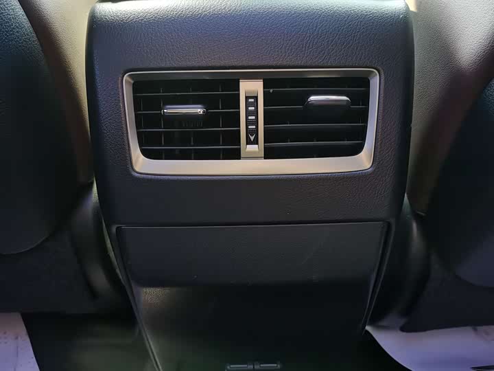 Фото 12 - Lexus RX