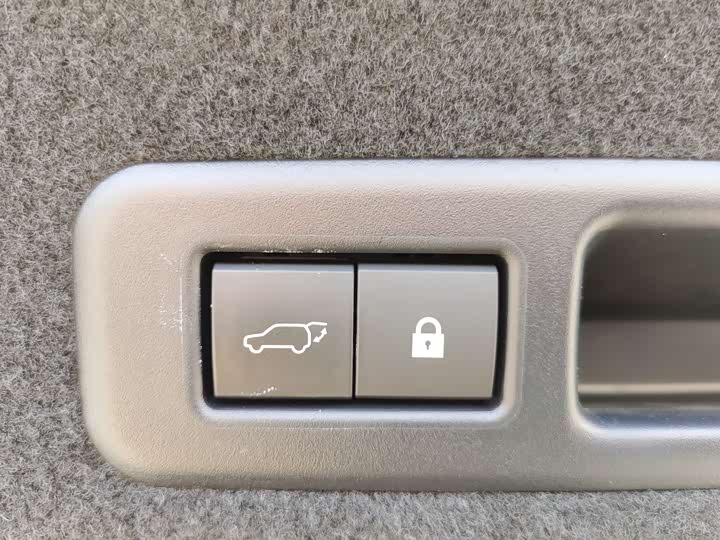 Фото 8 - Lexus RX