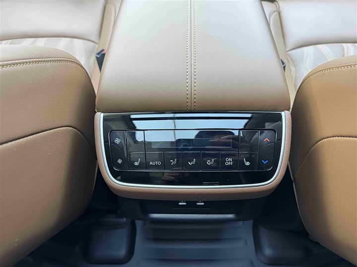 Фото 16 - Nissan Pathfinder