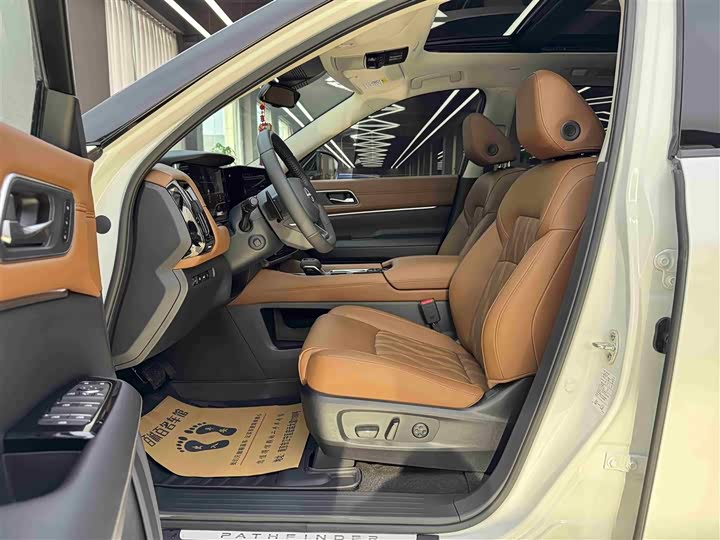 Фото 9 - Nissan Pathfinder