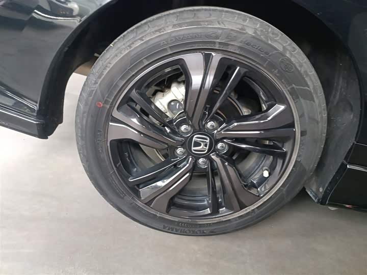 Фото 26 - Honda Civic