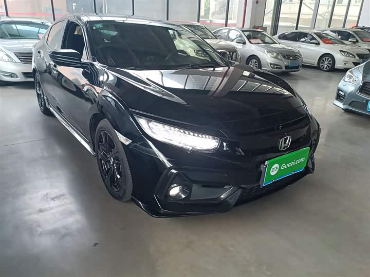 Фото 4 - Honda Civic