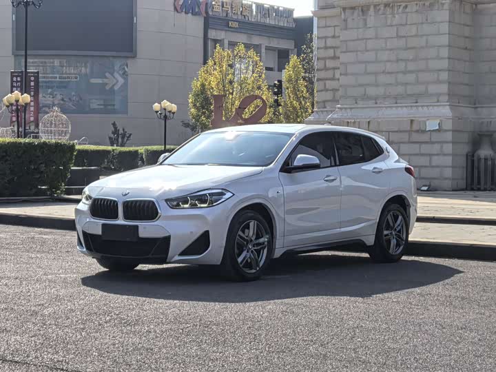 Фото 1 - BMW X2