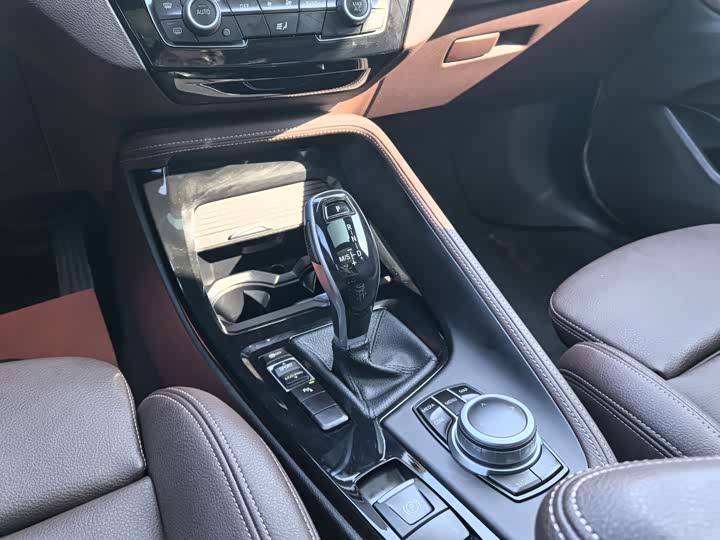 Фото 11 - BMW X2