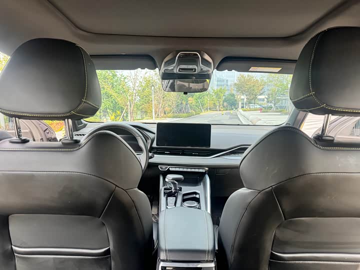 Фото 5 - Geely Preface