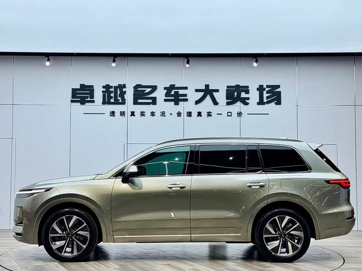 Фото 4 - LiXiang One