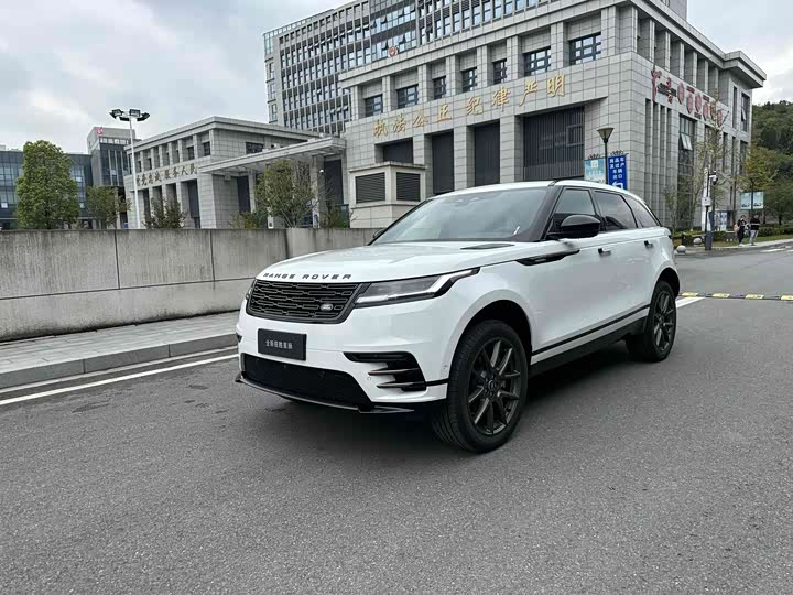 Фото 1 - Land Rover Range Rover Velar