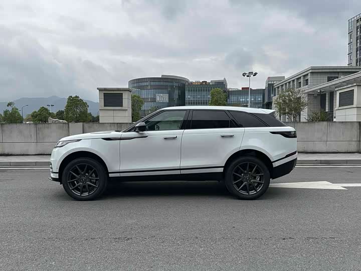 Фото 3 - Land Rover Range Rover Velar
