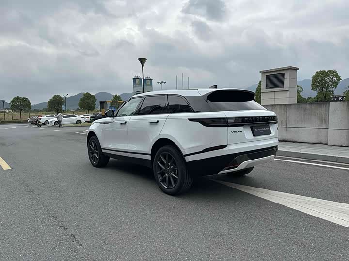 Фото 4 - Land Rover Range Rover Velar