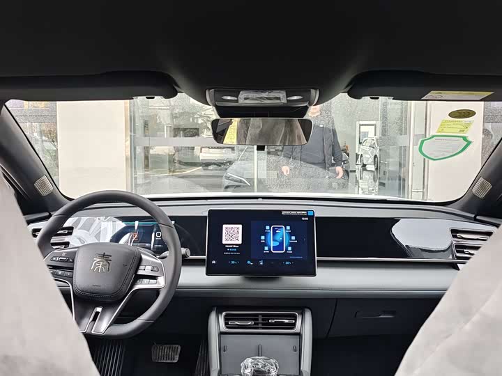 Фото 10 - BYD Qin L